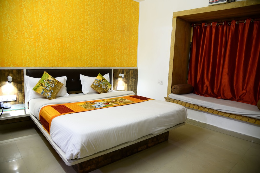 Hotel Marina Mahal 19/50