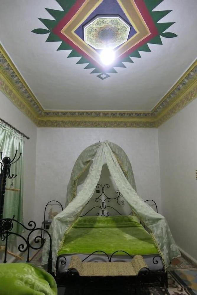 Riad Maryam 16/50