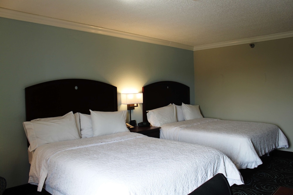 Hampton Inn Perry, GA 9/47