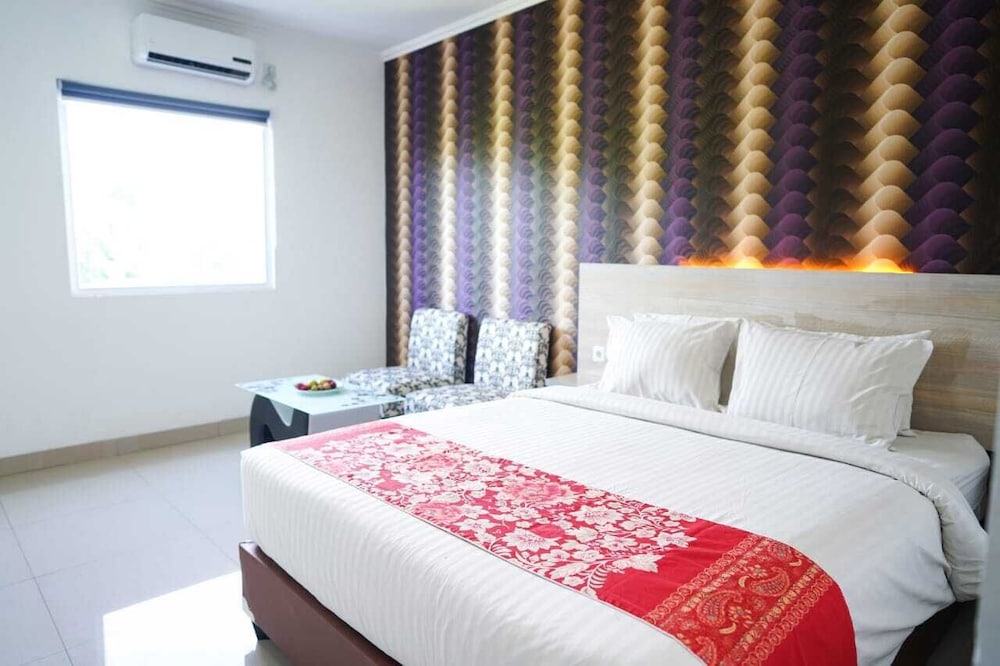 Mel's Inn Manado 3/15