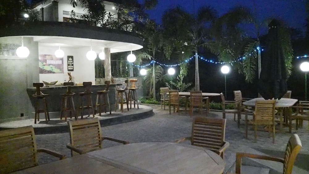 The Gecho Inn Country 21/50