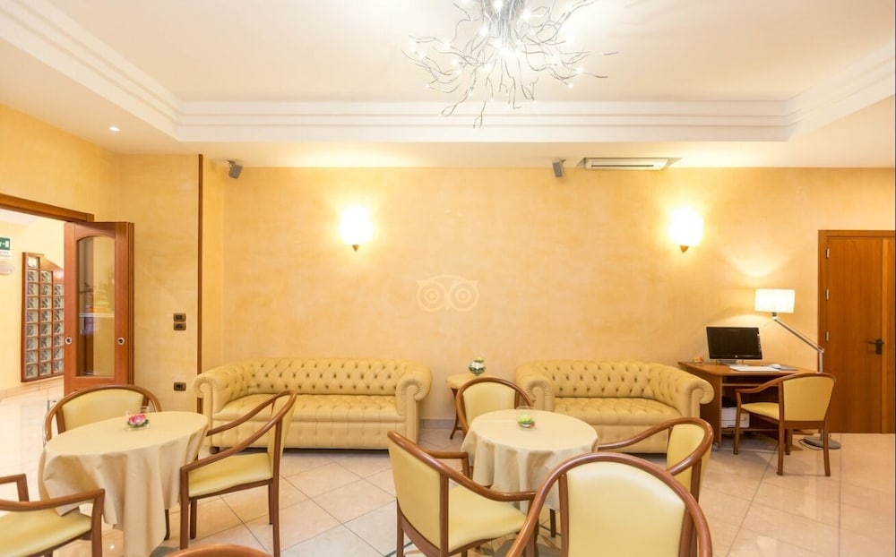 Ranch Palace Hotel 38/63
