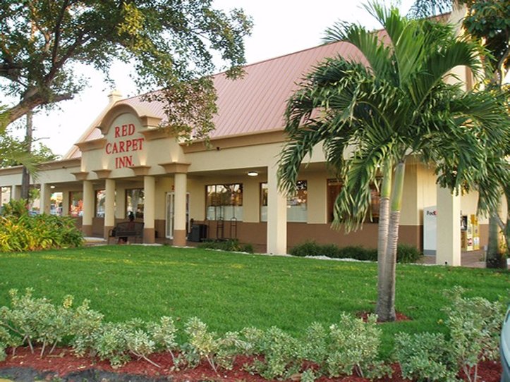 Red Carpet Inn Airport 45/50