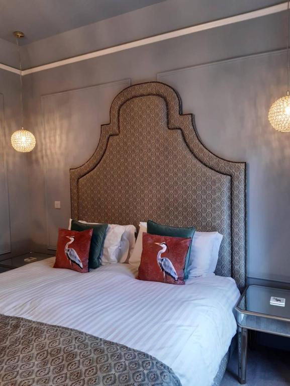 Superior, King Bed