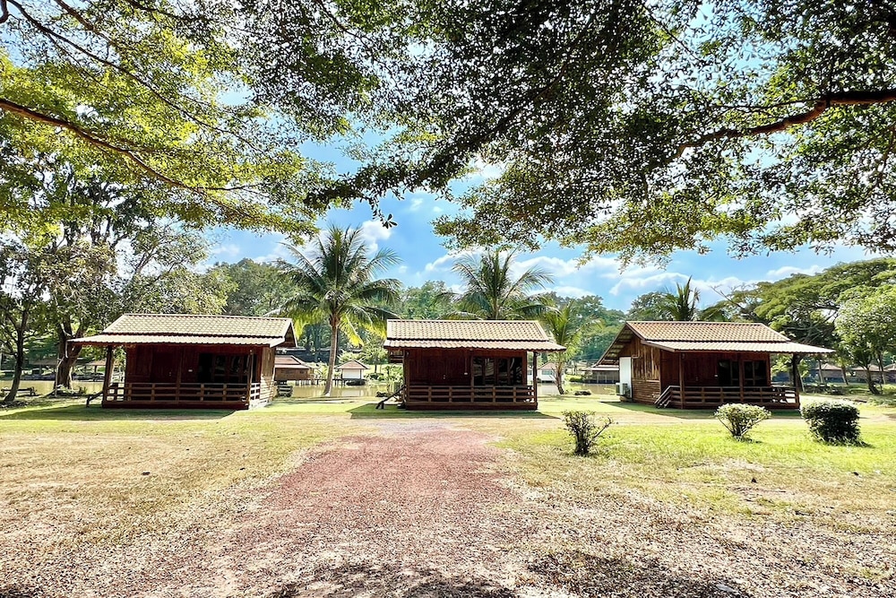 Fahluang Resort 7/50