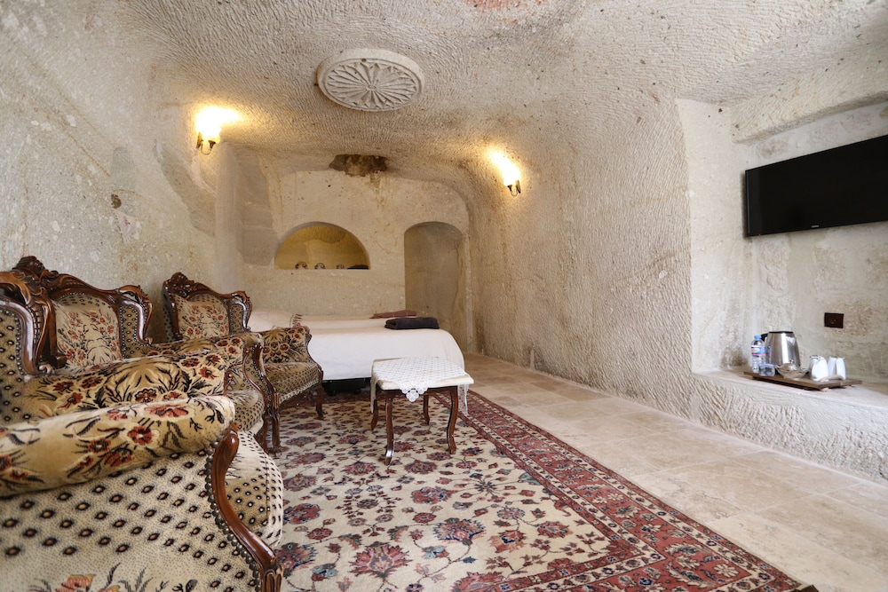 Mosaic Cave Hotel 31/50