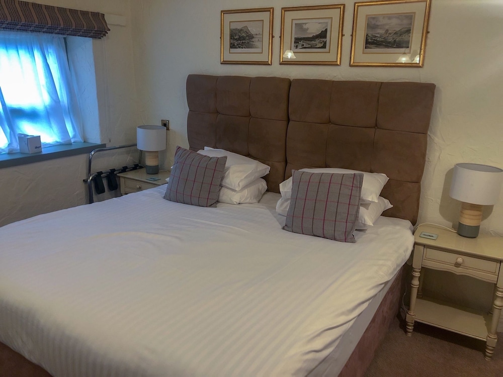 Hoops Country Inn & Hotel 6/39