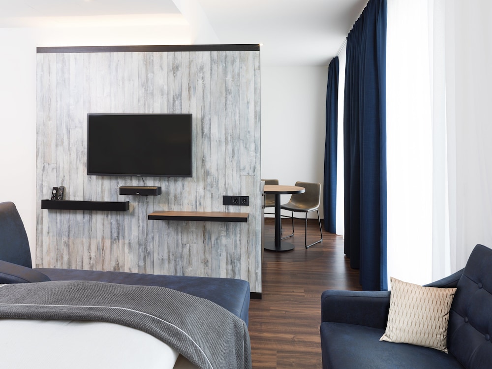 Holiday Inn the Niu Saddle Furth An Ihg Hotel 14/58