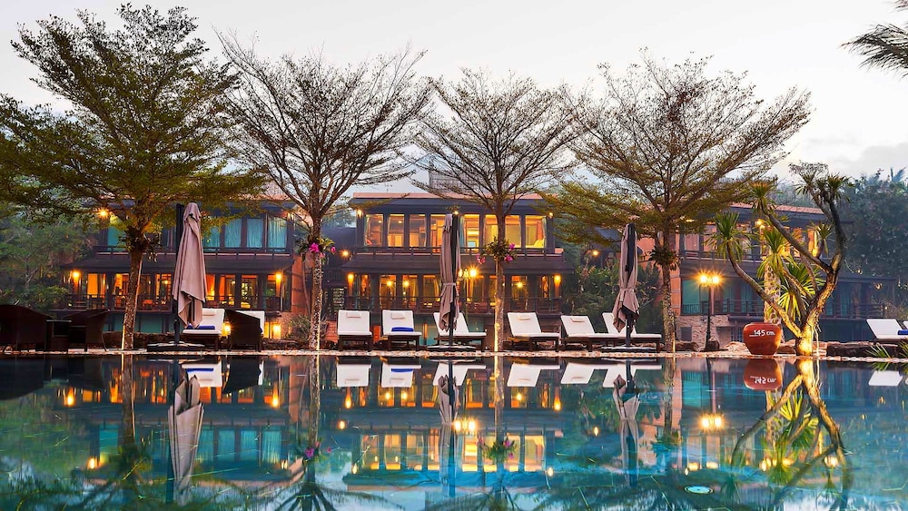 PARAMA KOH CHANG 7/77