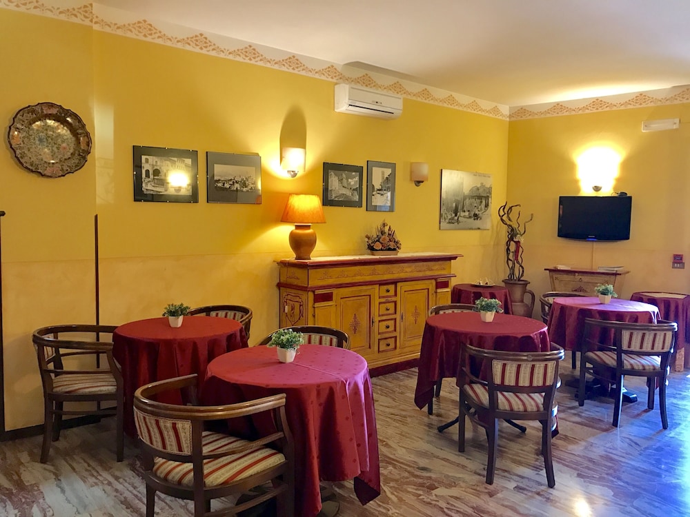 Hotel Berti 30/38