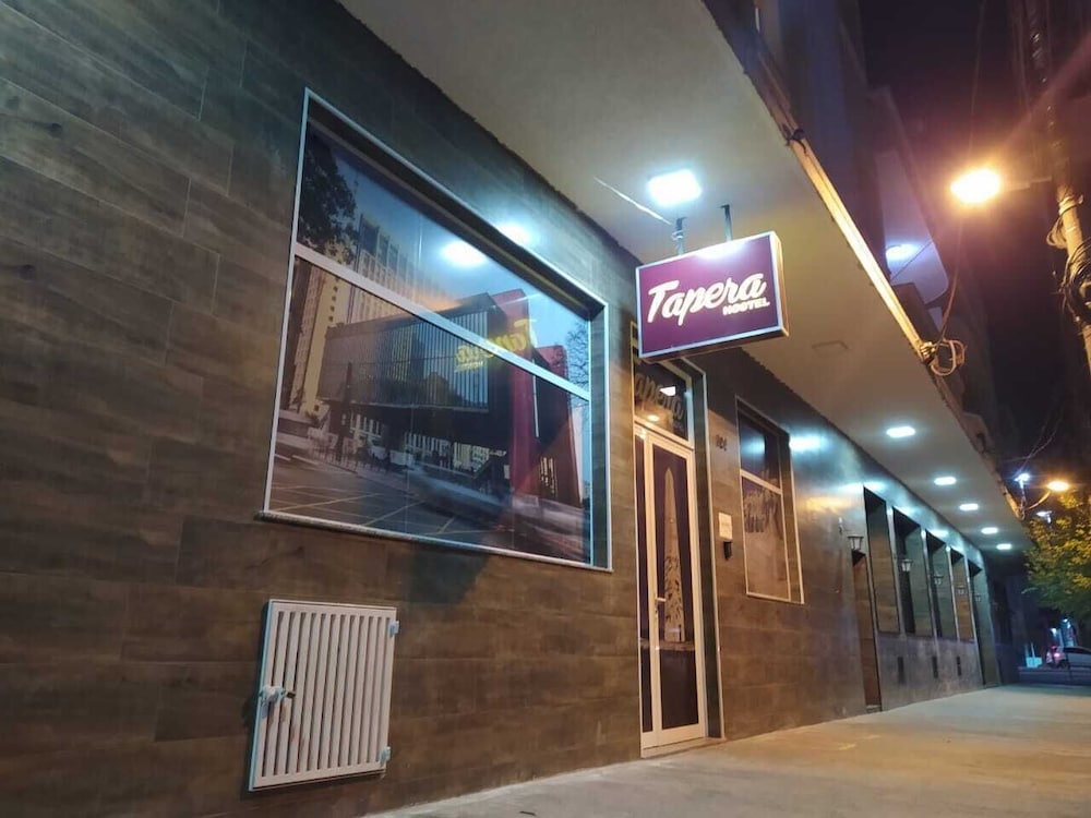 Tapera Hostel 1/50