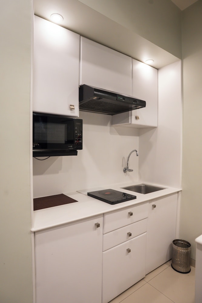 AR Suites Fontana Bay 38/39