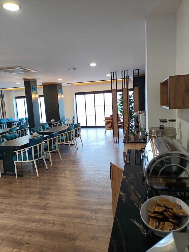 The Marine Hotel Trabzon 33/50