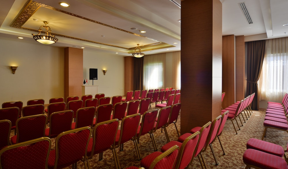 Adenya Hotels and Resort 57/69