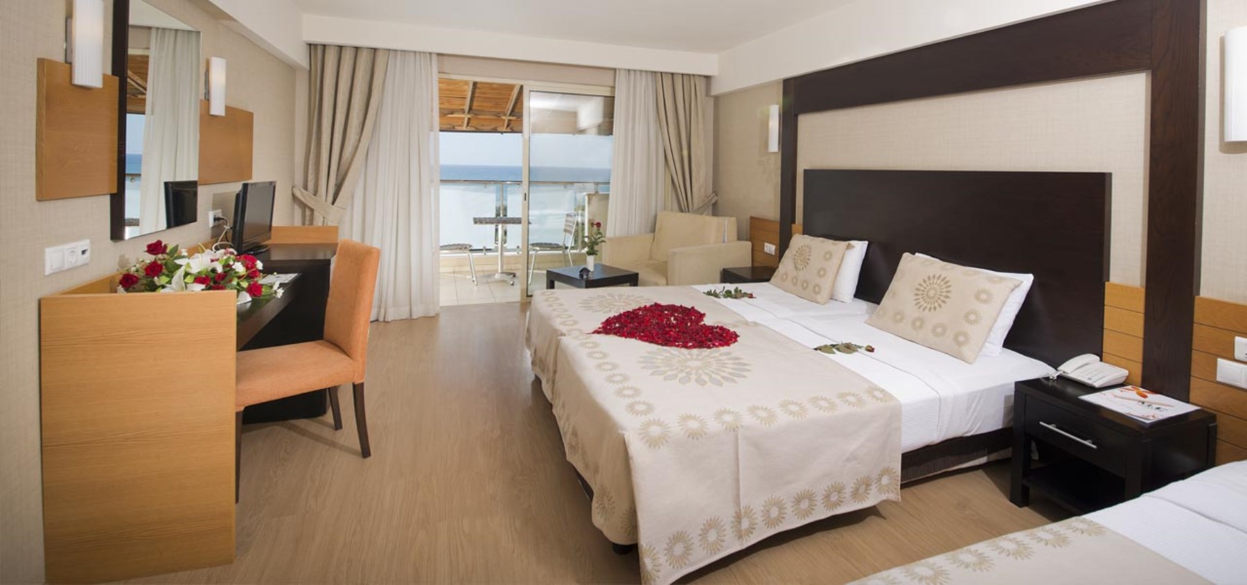 Room at M C Arancia Resort, ALANYA