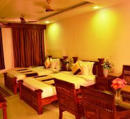 MAHARAJA, FAMILY SUITE