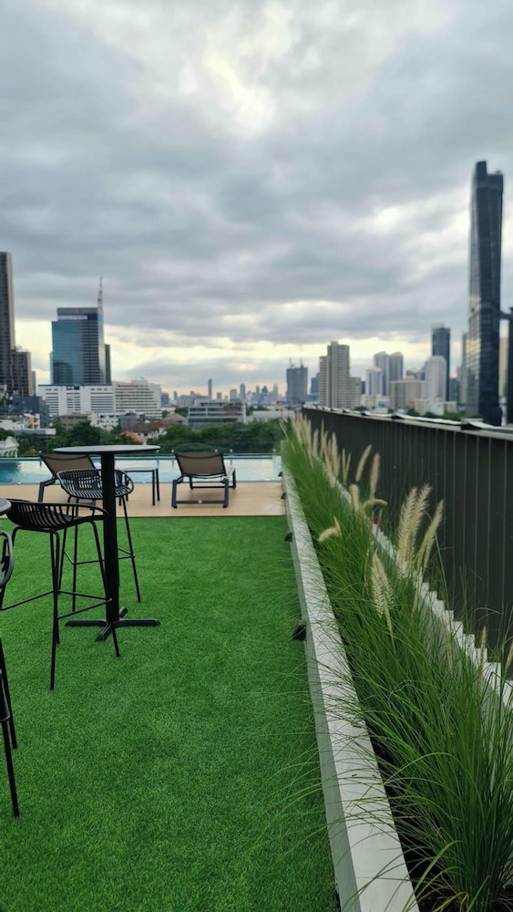 The Sacha Apart Hotel Thonglor Sukhumvit Bangkok 51/57