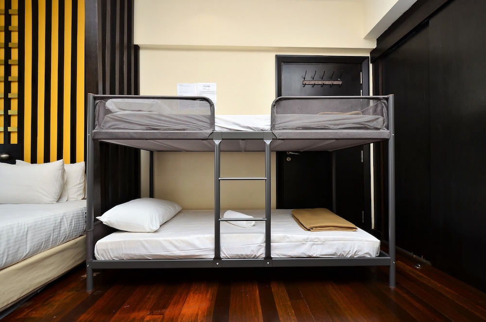 Resort Suites At Bandar Sunway 50/68