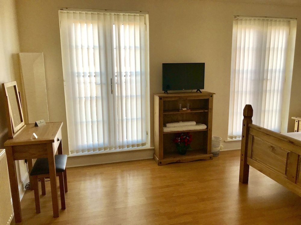 Inverness City Rooms 35/43