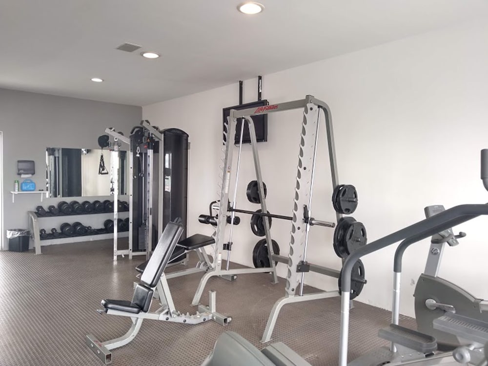 Elite 47 Hotel And Suites Ex Pia Suites 34/51