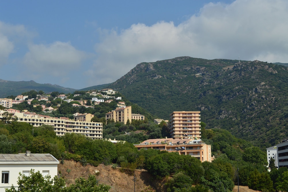 Hotel Port Toga 54/62
