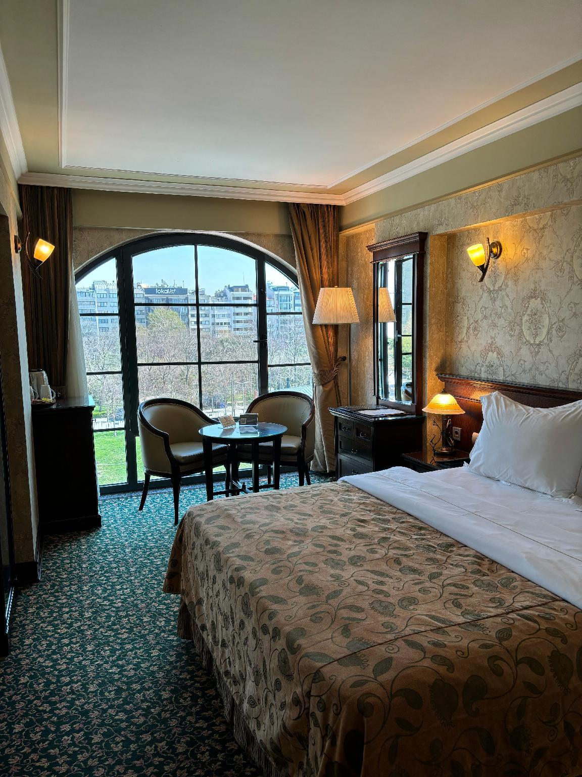 Deluxe, Double or Twin Bed, Park View