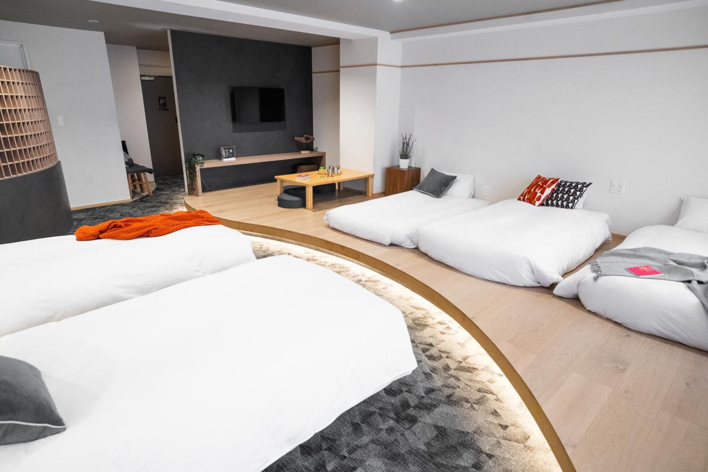 جناح سيغنتشر بسرير فردي