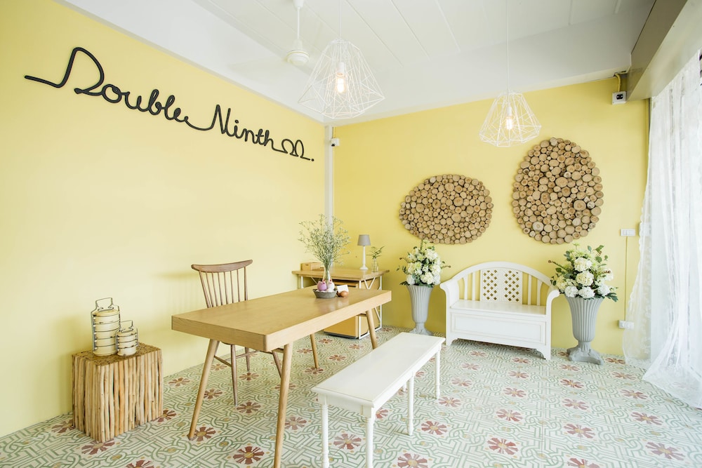 Double Ninth Friendly Boutique Hotel 14/18
