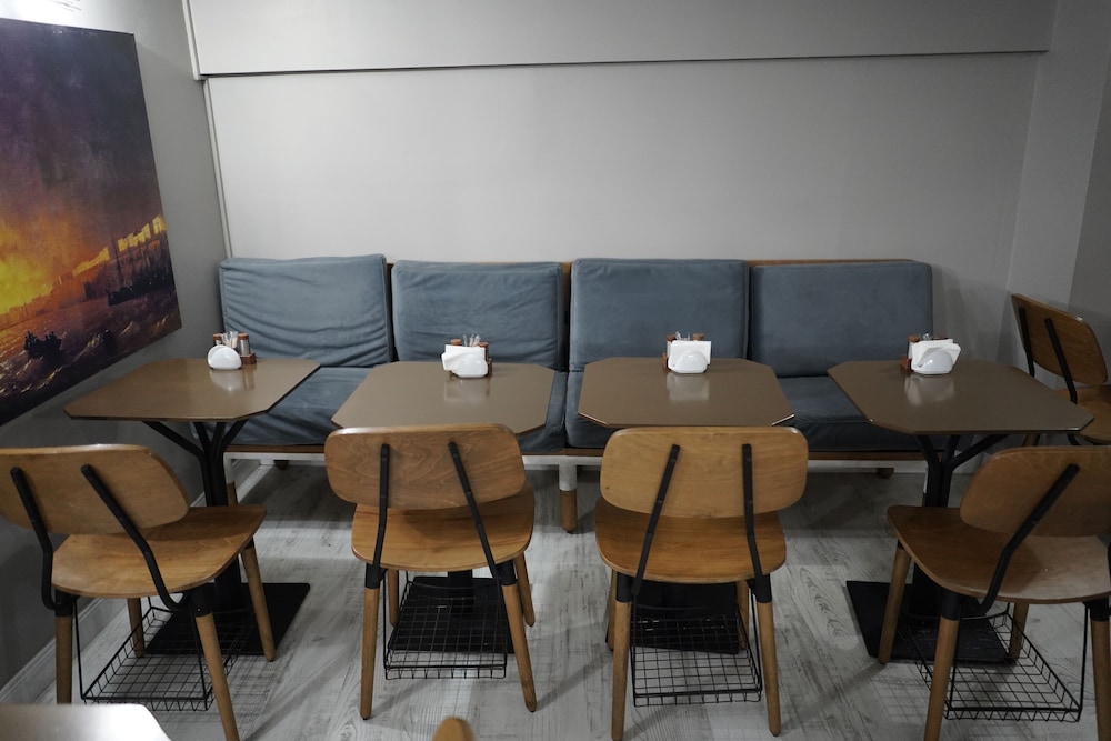 Viva Hotel Oldcity 60/73