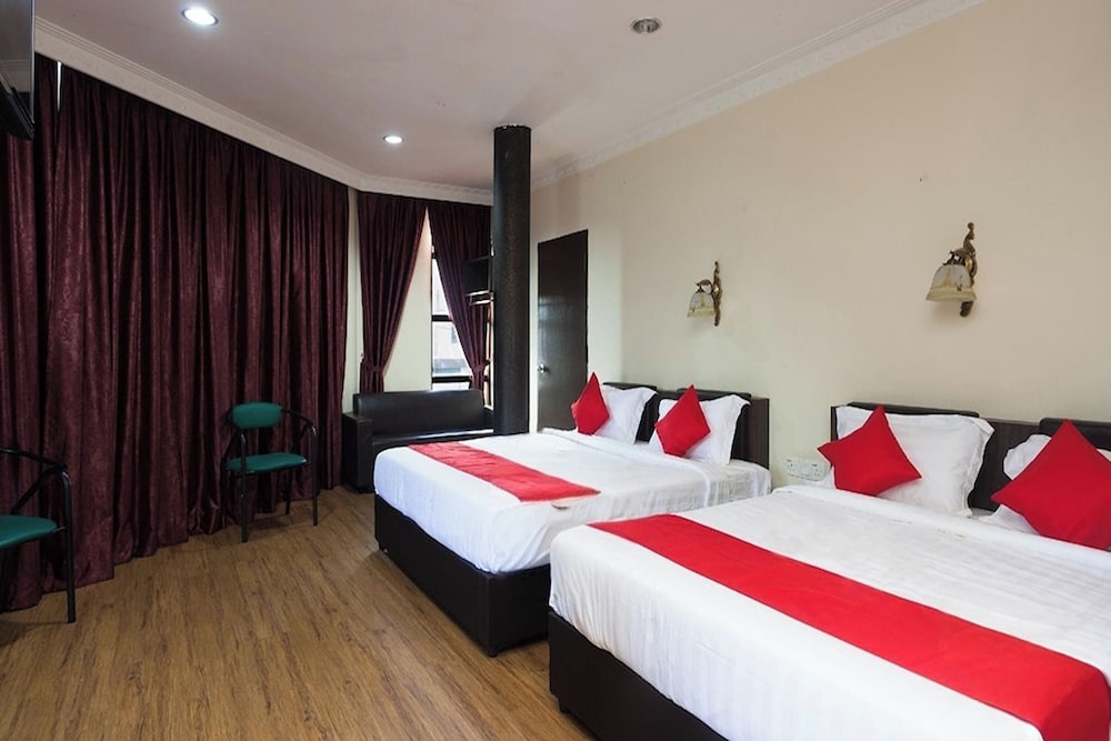 Hotel O T P Hotel 36/54