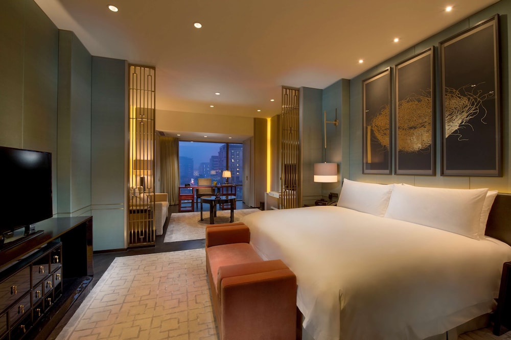 Waldorf Astoria Beijing 28/86