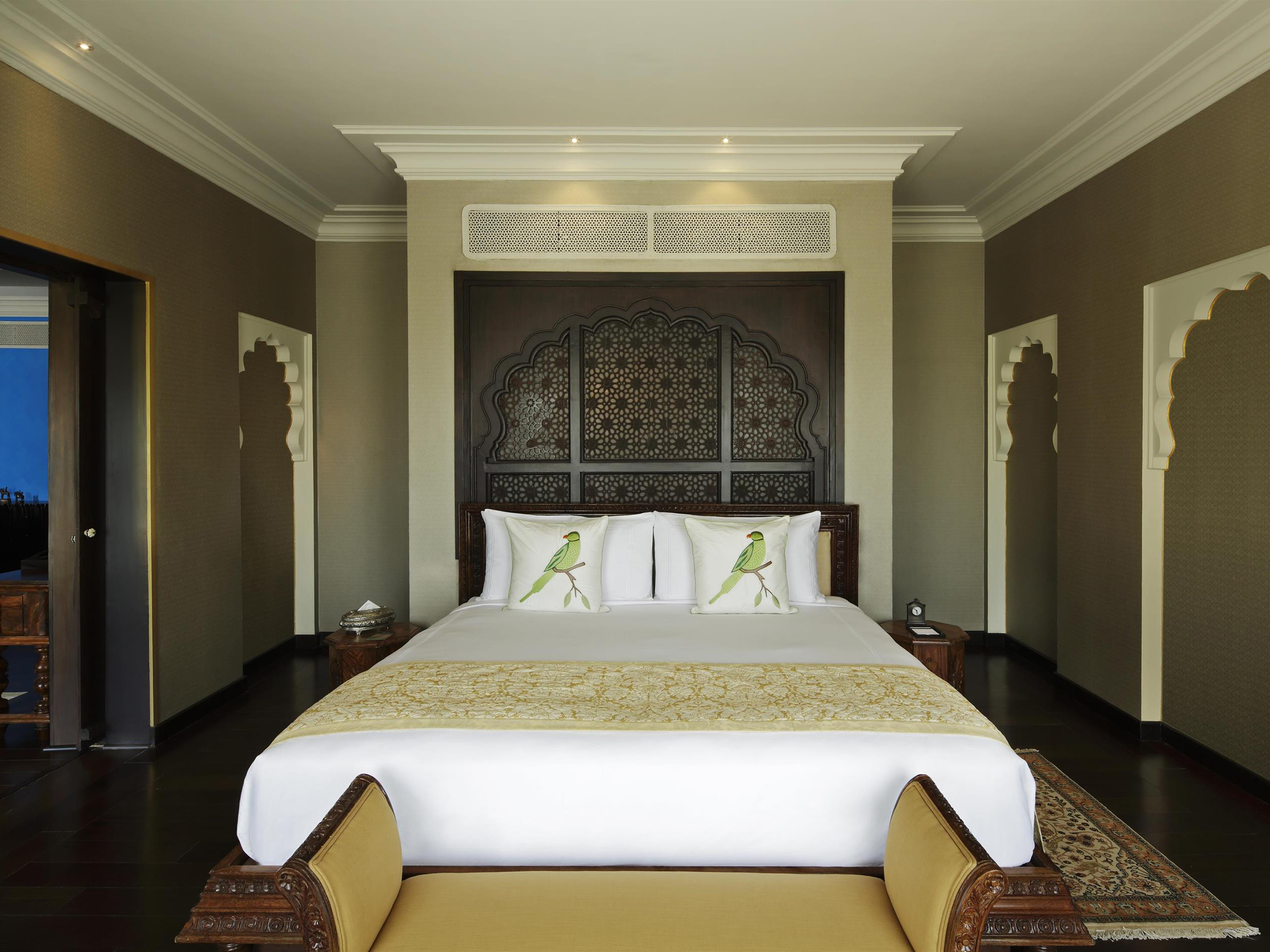 SUITE, TERRACE