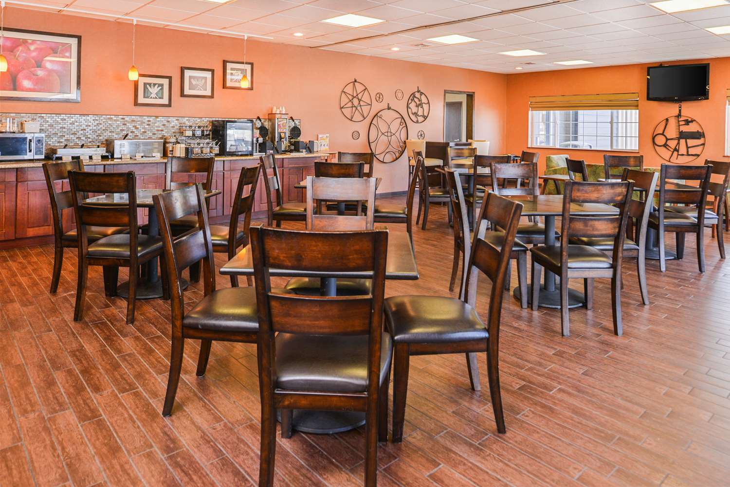 Best Western Plus Rama Inn 45/54