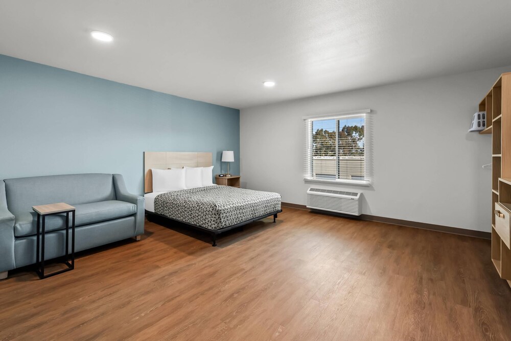 WoodSpring Suites Santee - San Diego Northeast 34/49