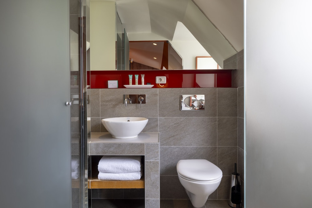 Hotel Elixir Paris 71/74