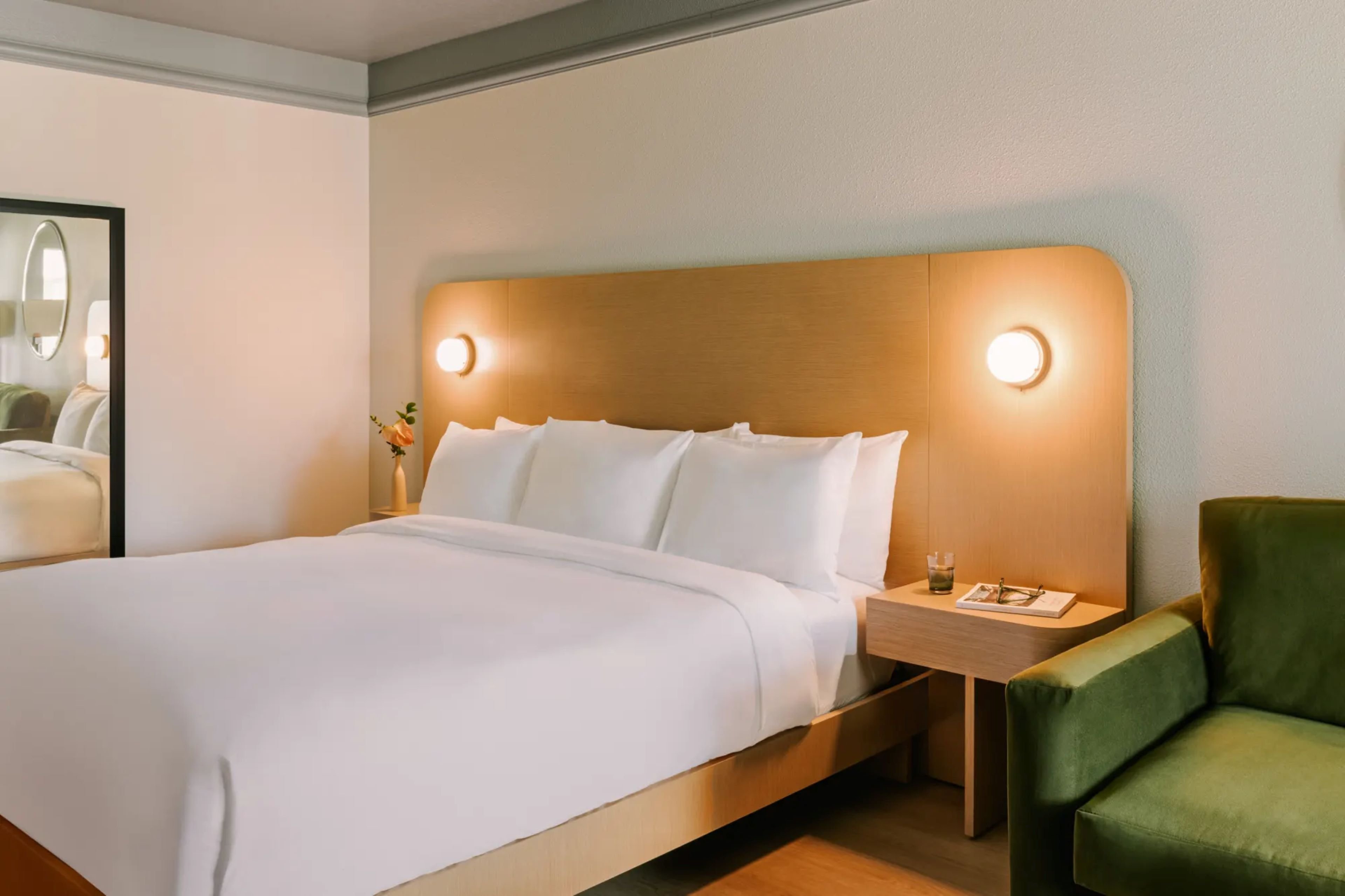 voco Kissimmee Orlando by IHG 12/60