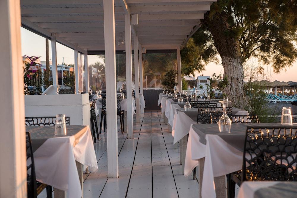 Beach Boutique Hotel 44/67