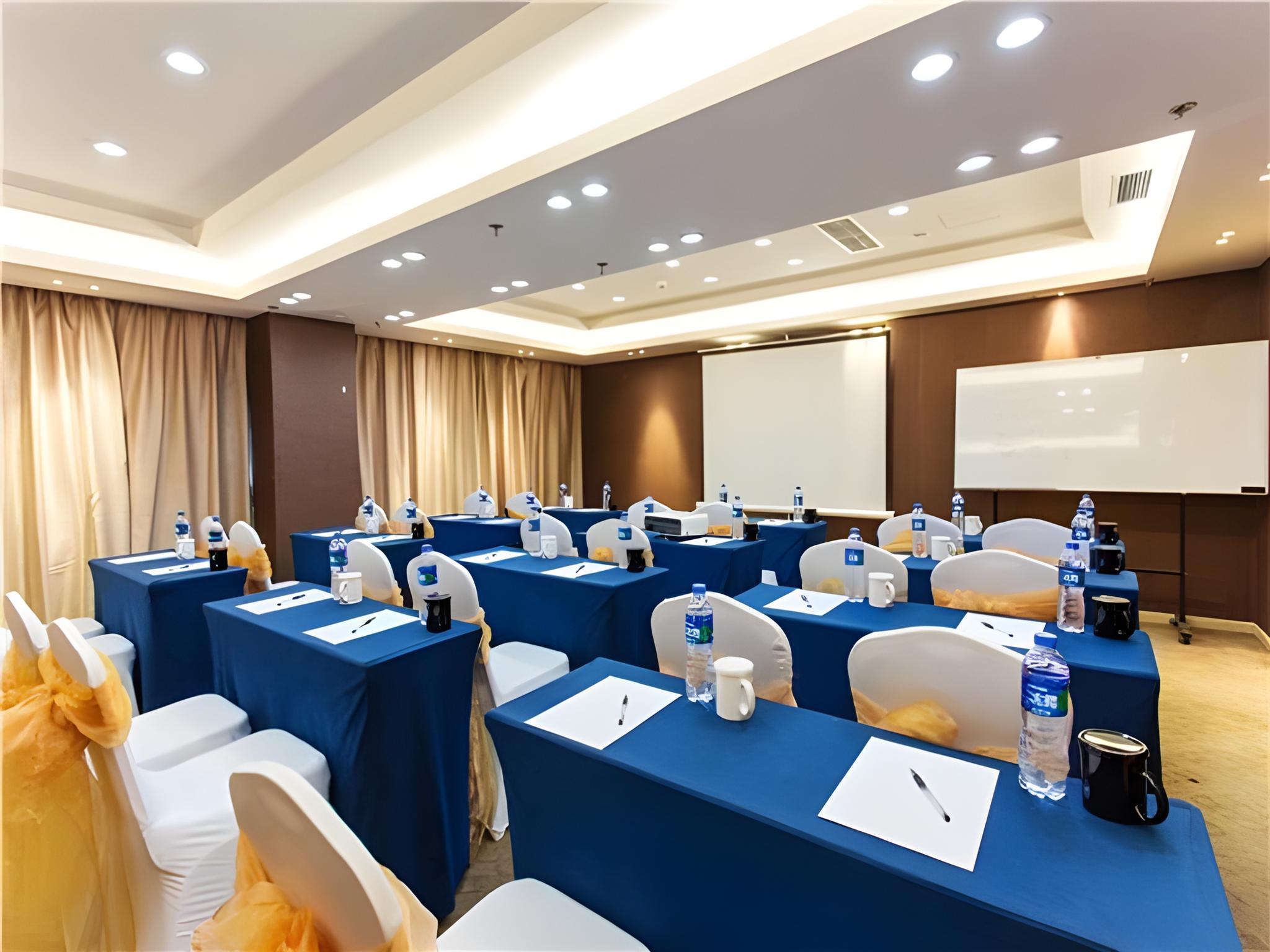 Metropolo Langfang Wanda Square 38/40