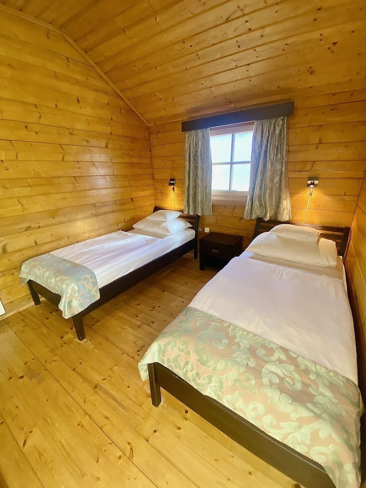 Petnehazy Aparthotel 13/60