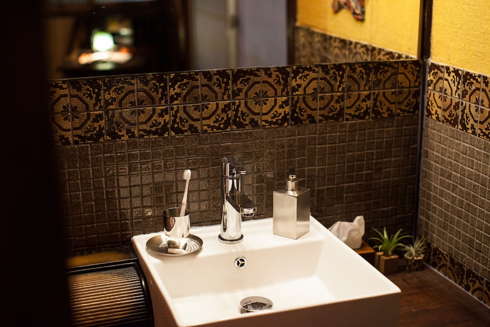 Bamba Hotel 50/54
