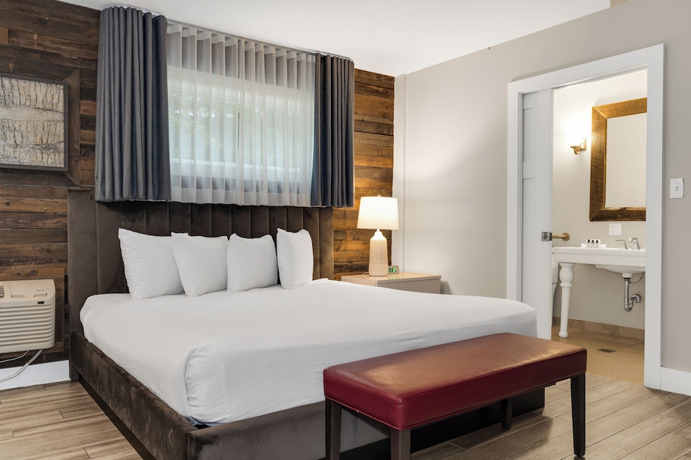 Lake Placid Inn: Residences 31/73