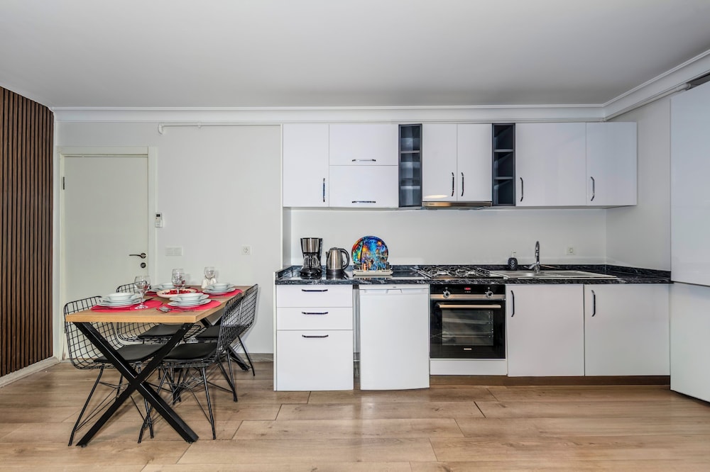 Etiz Residences 37/47