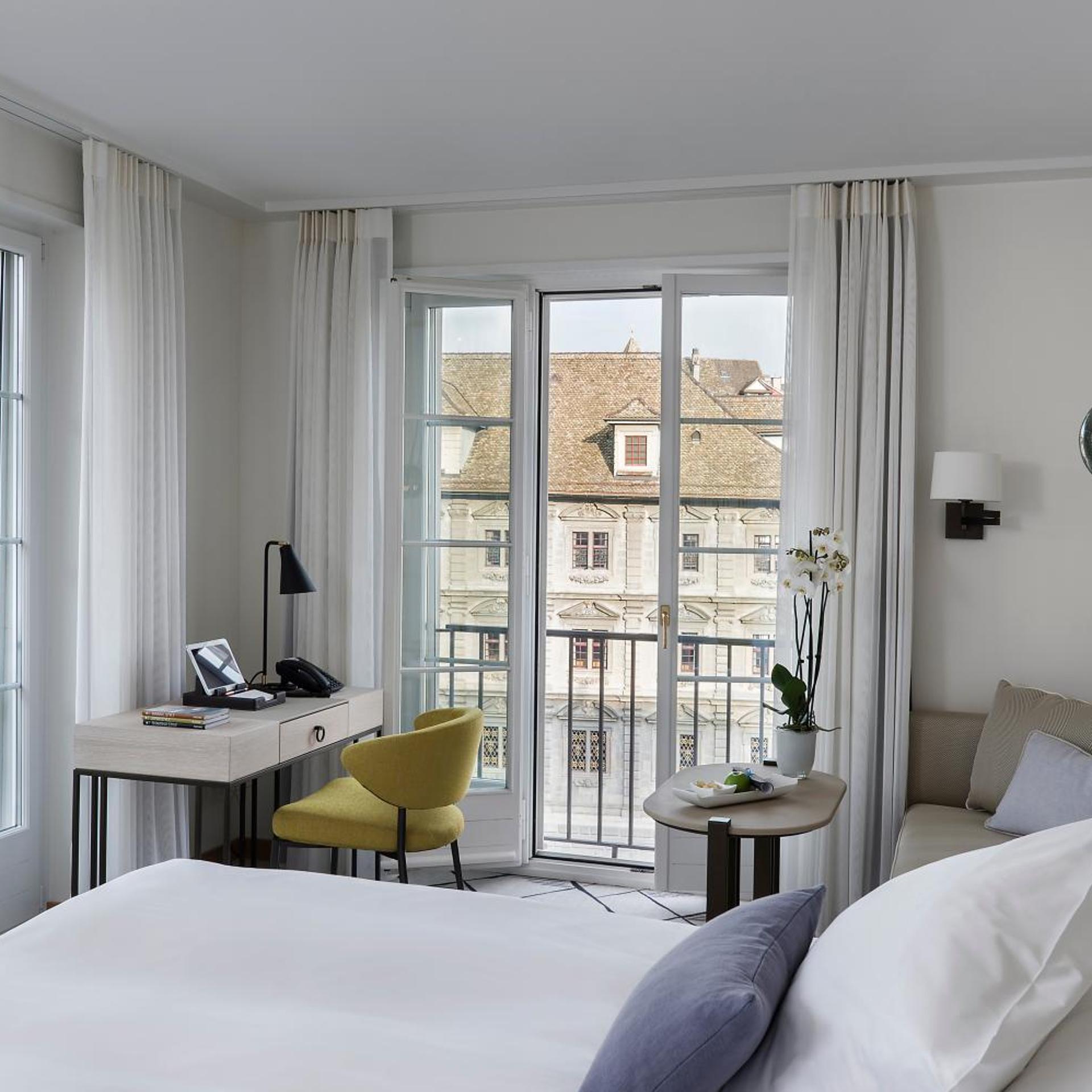 City, Double Bed