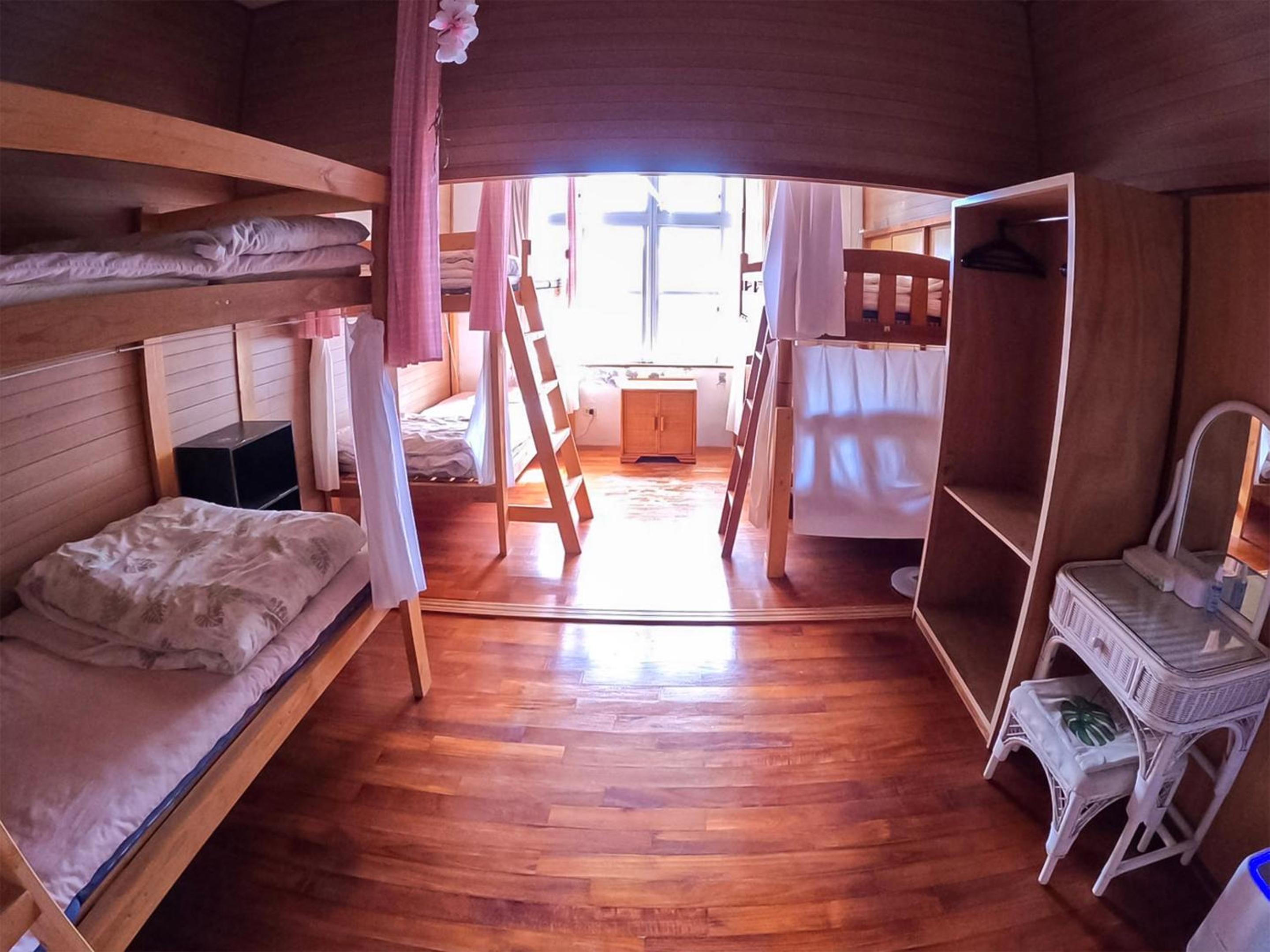 Female Dorm, Female Only, 6 Beds