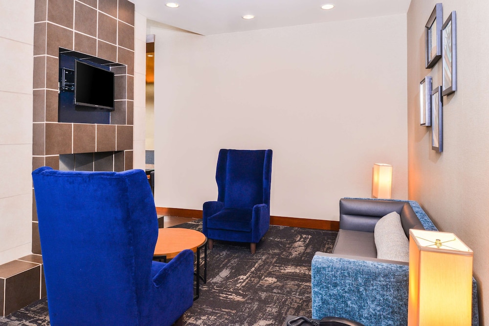Hyatt Place Chesapeake/Greenbrier 46/63
