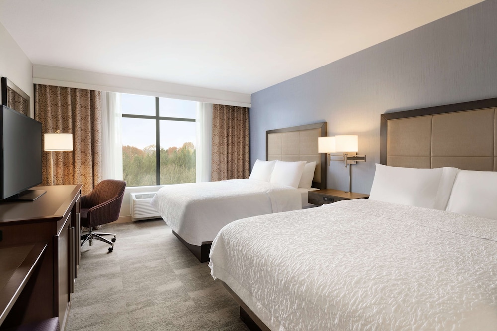 Hampton Inn Suites Seattle Renton 15/53