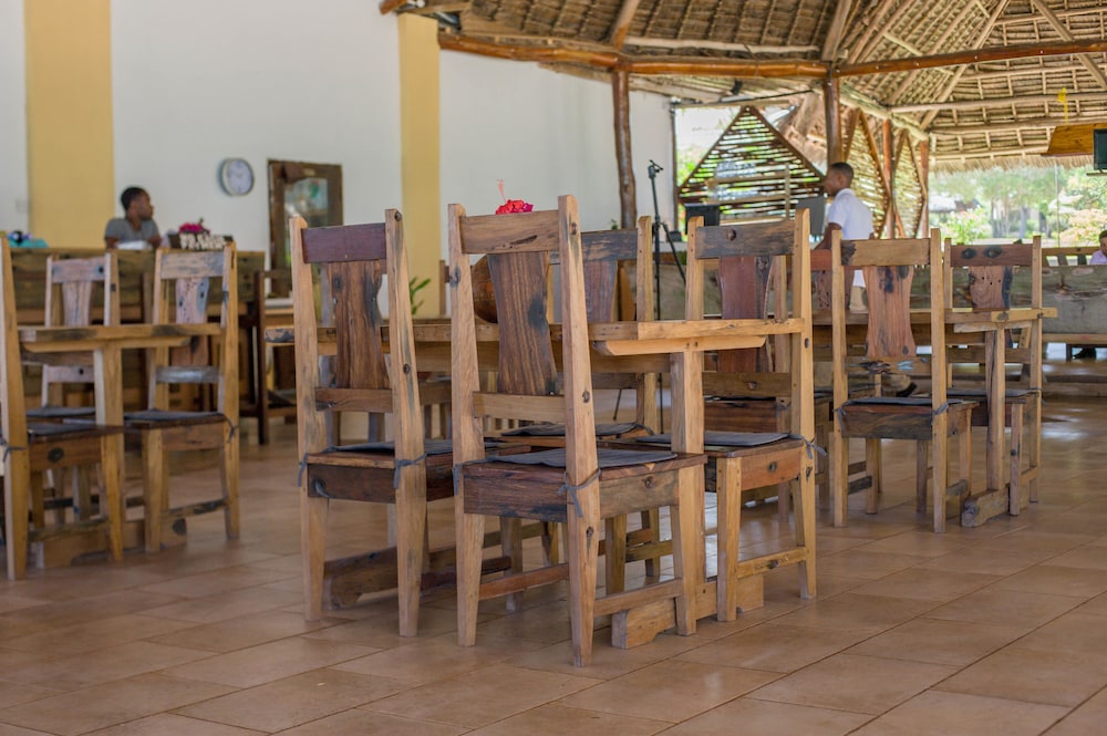 Tanzanite Beach Resort 34/49