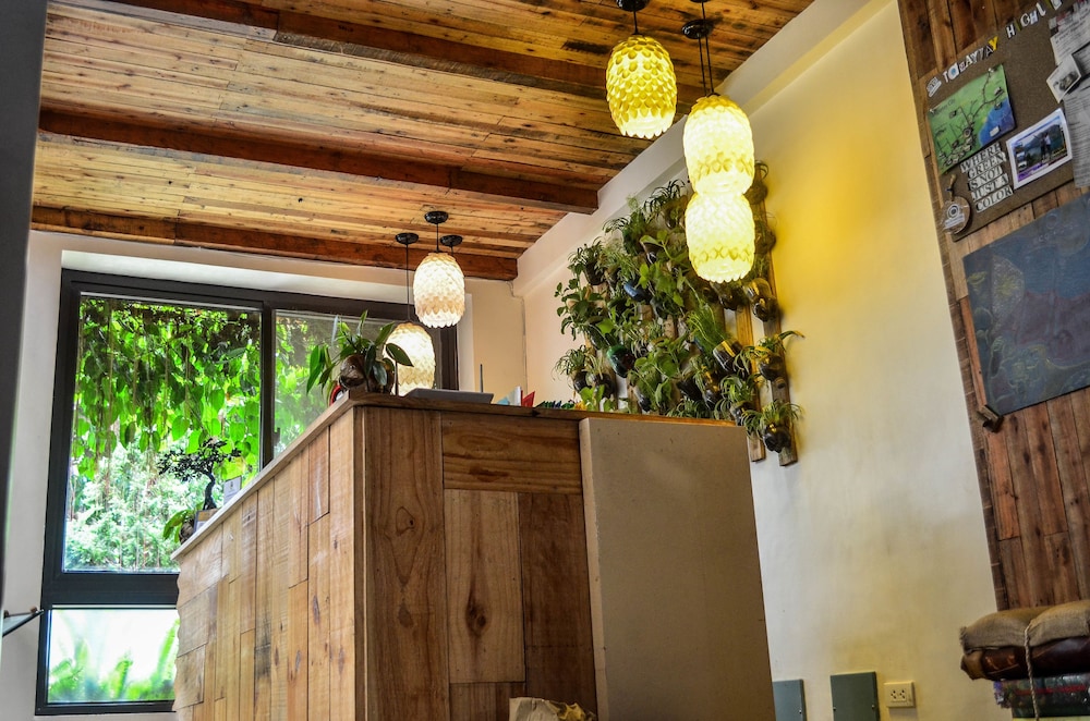 Cabins By Eco Hotel Tagaytay 11/67