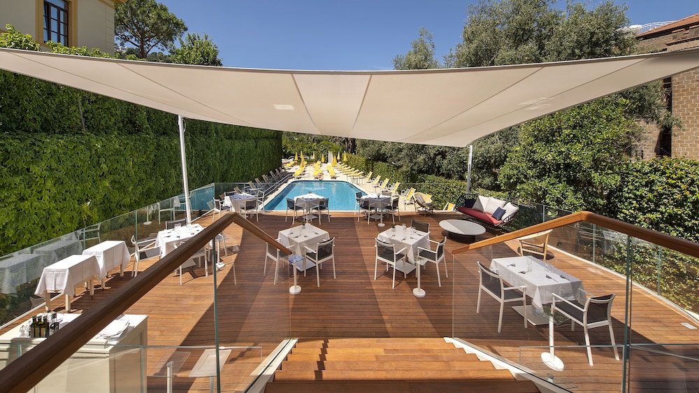 Hotel Continental Sorrento 61/73