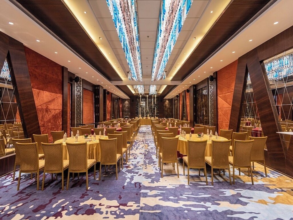 Hotel Park Elanza Coimbatore 34/38